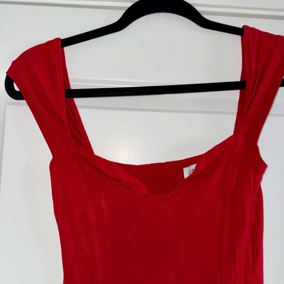 Oh Polly Dolcezza Striking Red Midaxi Dress - Picture 7 of 9